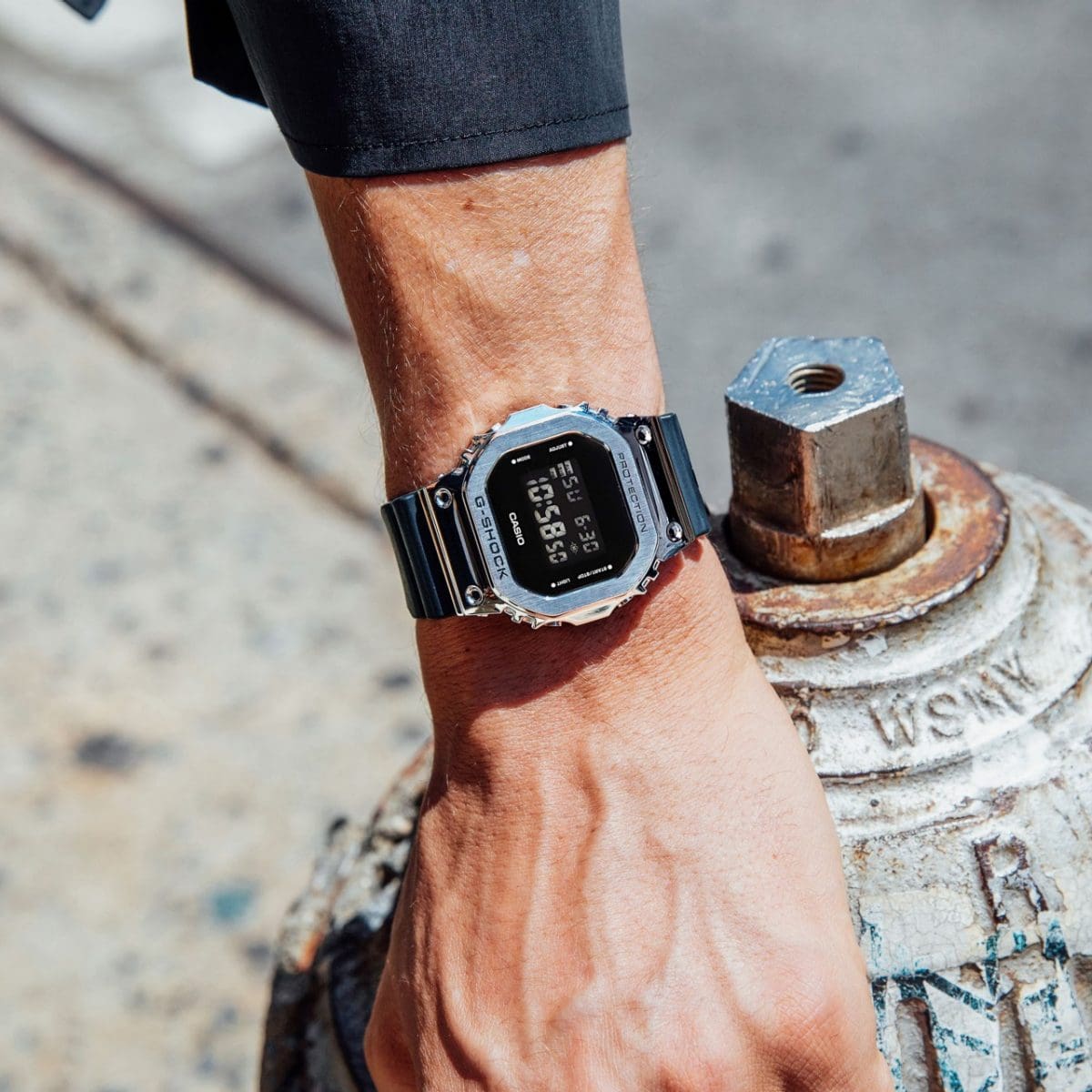 G-SHOCK 5600BB METAL BODY SILVER BLACK