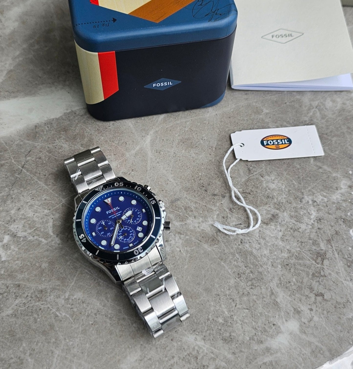 Rolex Submarine yellow gold and a blue dial date  comInline Delivery Info